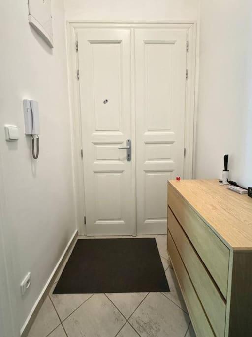 Cozy Karlin Appartement Praag Buitenkant foto