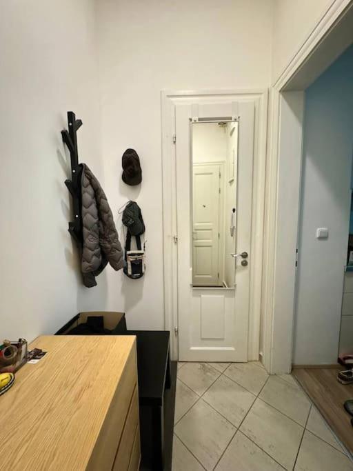Cozy Karlin Appartement Praag Buitenkant foto